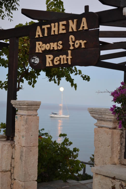 Athena Rooms Káto Zákros Екстериор снимка